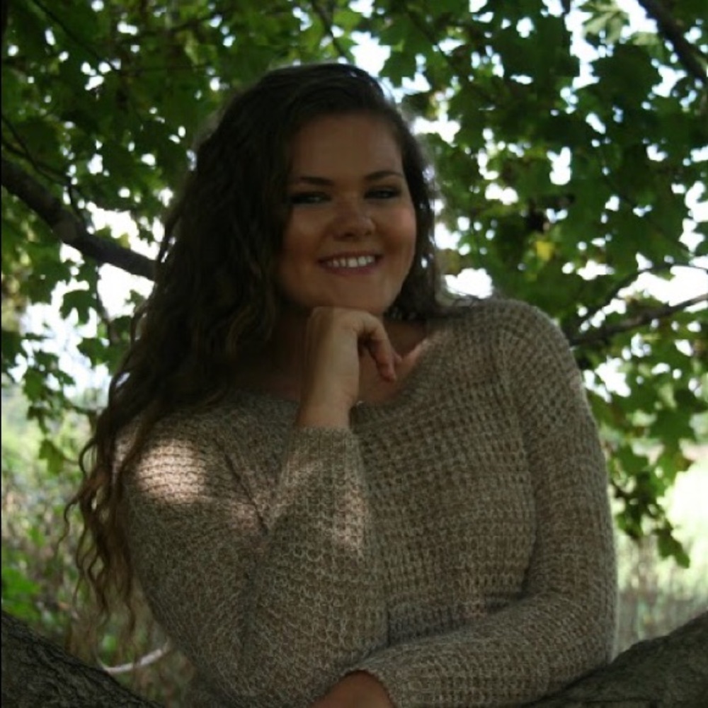 Meet your Posher, Desirae